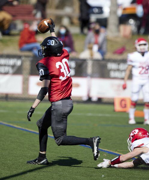 CLASH OF THE TITANS: Unbeaten arch rivals Marblehead, Swampscott meet in Fall 2 football finale